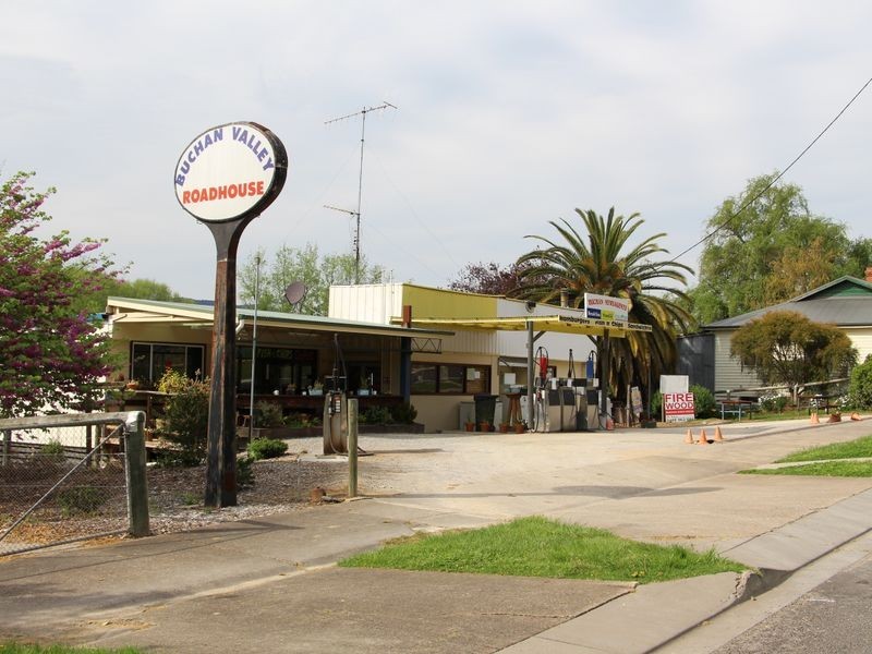 52 Main Street, Buchan VIC 3885