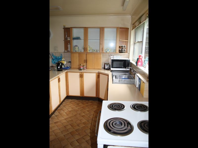 29 Cameron Cresent, Bairnsdale VIC 3875