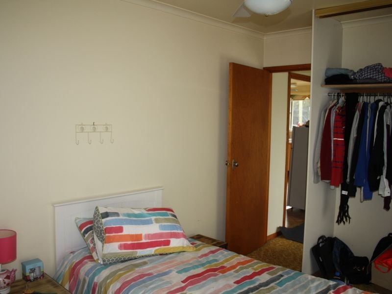 29 Cameron Cresent, Bairnsdale VIC 3875