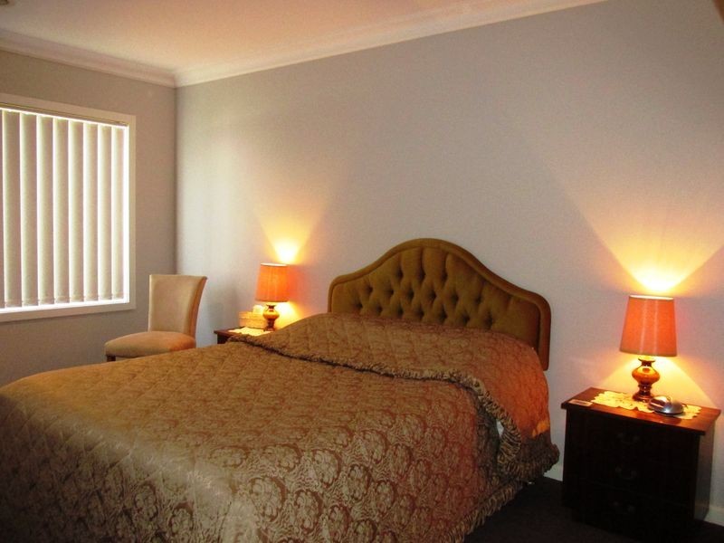 24 Deakin Avenue, Bairnsdale VIC 3875