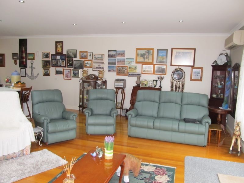 1/12B Balmoral Crescent, Bairnsdale VIC 3875