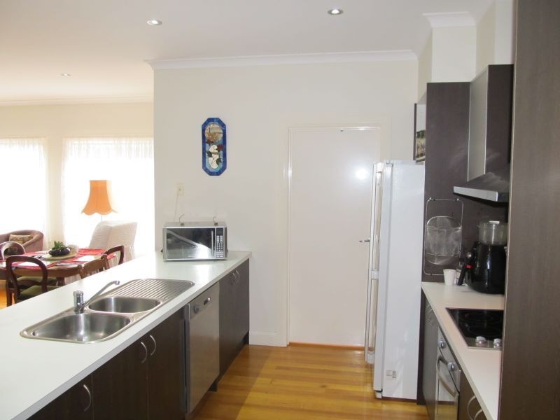 1/12B Balmoral Crescent, Bairnsdale VIC 3875