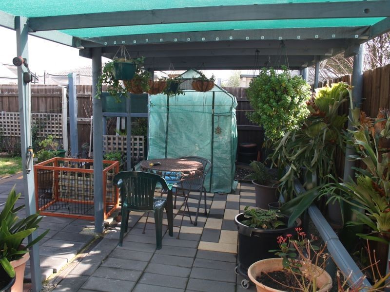 1/12B Balmoral Crescent, Bairnsdale VIC 3875