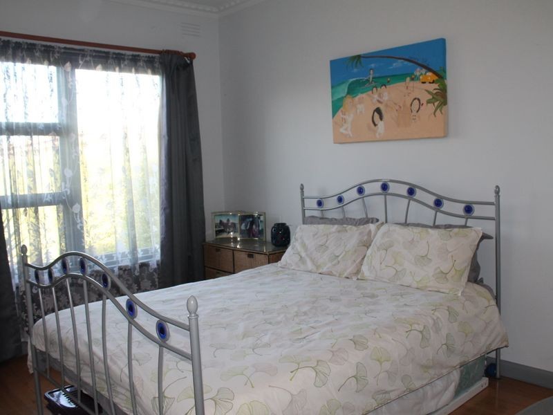 5 Day Street, Bairnsdale VIC 3875