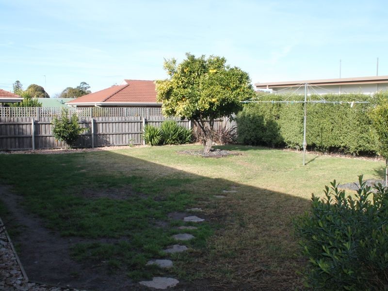 5 Day Street, Bairnsdale VIC 3875