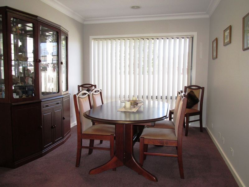 24 Deakin Avenue, Bairnsdale VIC 3875