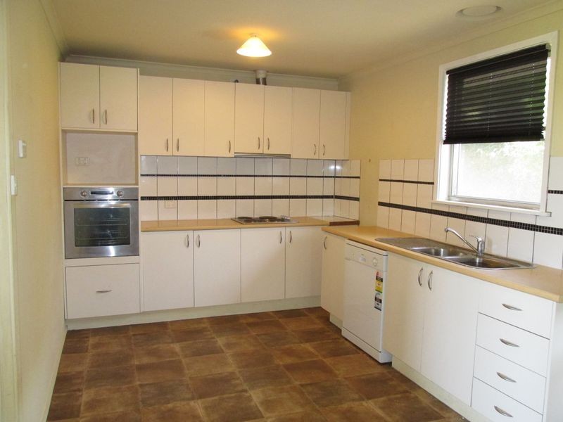 27 Lucknow Street, Bairnsdale VIC 3875