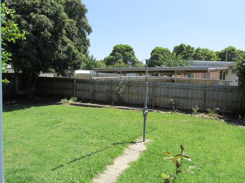 27 Lucknow Street, Bairnsdale VIC 3875