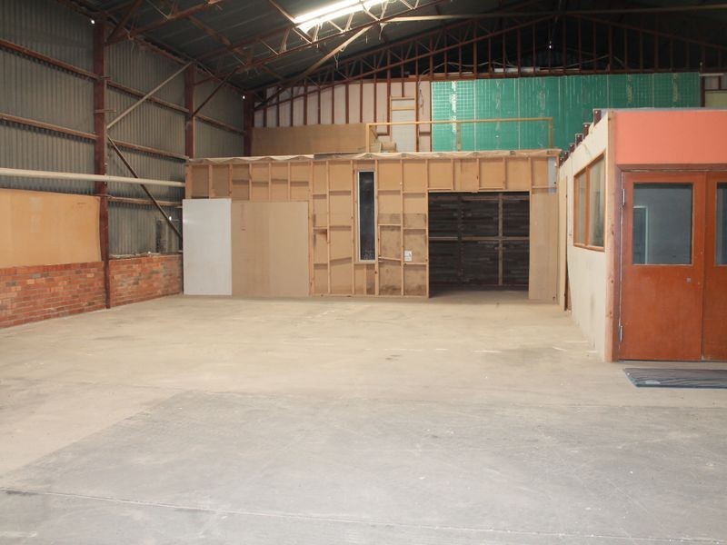 1 & 7/2 MacLeod Street, Bairnsdale VIC 3875