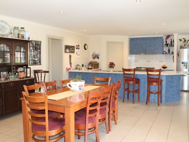 22 Deakin Avenue, Bairnsdale VIC 3875