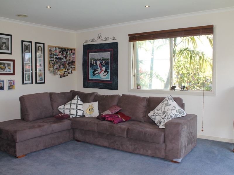 22 Deakin Avenue, Bairnsdale VIC 3875