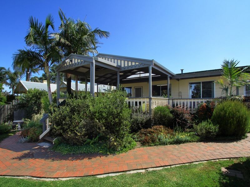 35 Robb Street, Bairnsdale VIC 3875