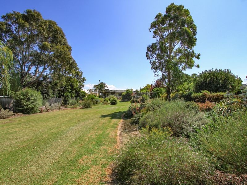 35 Robb Street, Bairnsdale VIC 3875