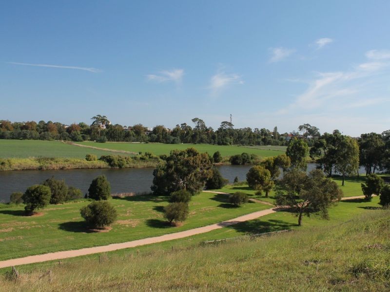 8 The Backwater, Bairnsdale VIC 3875