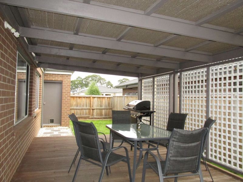 6 Whipbird Street, Bairnsdale VIC 3875