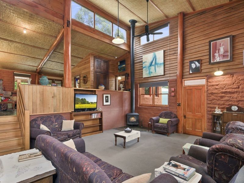 245 Waterholes Road Via Bairnsdale, Clifton Creek VIC 3875