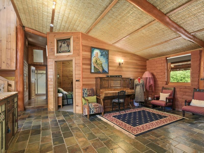 245 Waterholes Road Via Bairnsdale, Clifton Creek VIC 3875