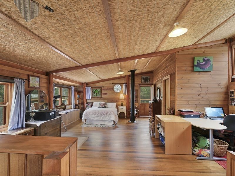 245 Waterholes Road Via Bairnsdale, Clifton Creek VIC 3875