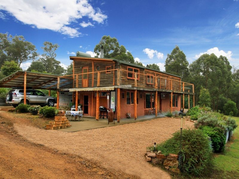 245 Waterholes Road Via Bairnsdale, Clifton Creek VIC 3875