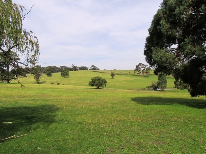 125 Flaggy Creek Road, Flaggy Creek VIC 3875