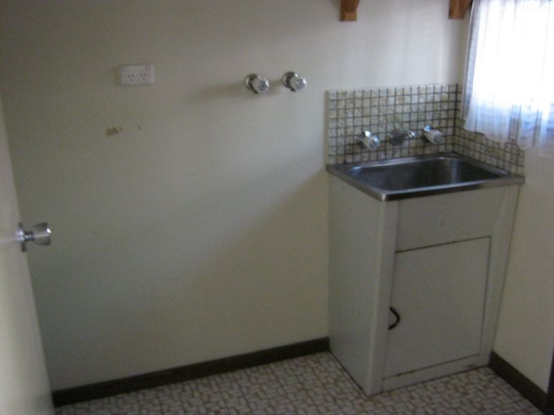 2/51 Anderson Street, Bairnsdale VIC 3875