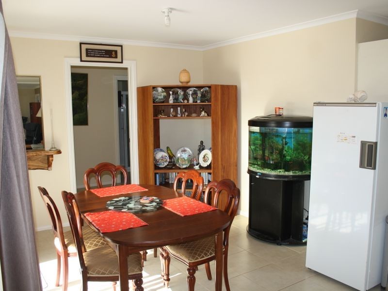 38 Balmoral Crescent, Bairnsdale VIC 3875