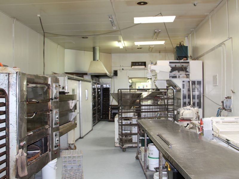 176 Main Street, Percys Bakery, Bairnsdale VIC 3875