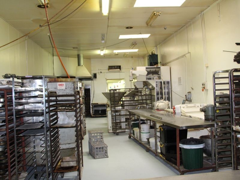 176 Main Street, Percys Bakery, Bairnsdale VIC 3875
