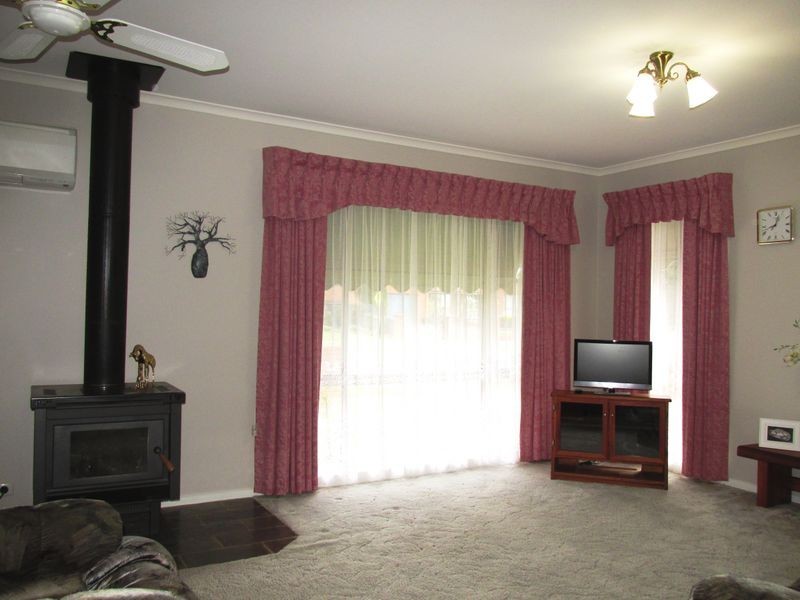 46 Balmoral Crescent, Bairnsdale VIC 3875