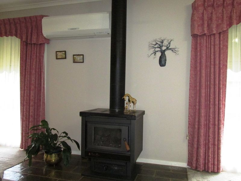 46 Balmoral Crescent, Bairnsdale VIC 3875