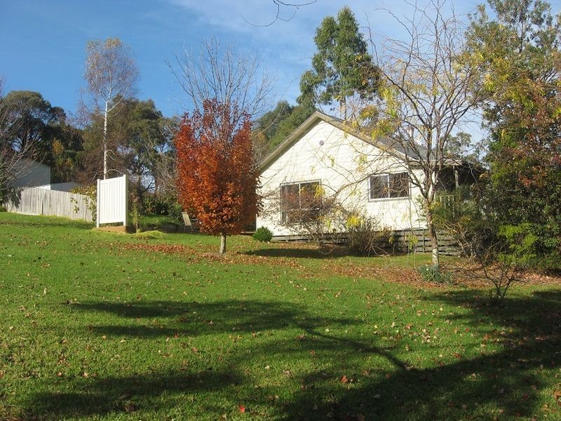 7 Jilwain Avenue, Cabbage Tree Creek VIC 3889