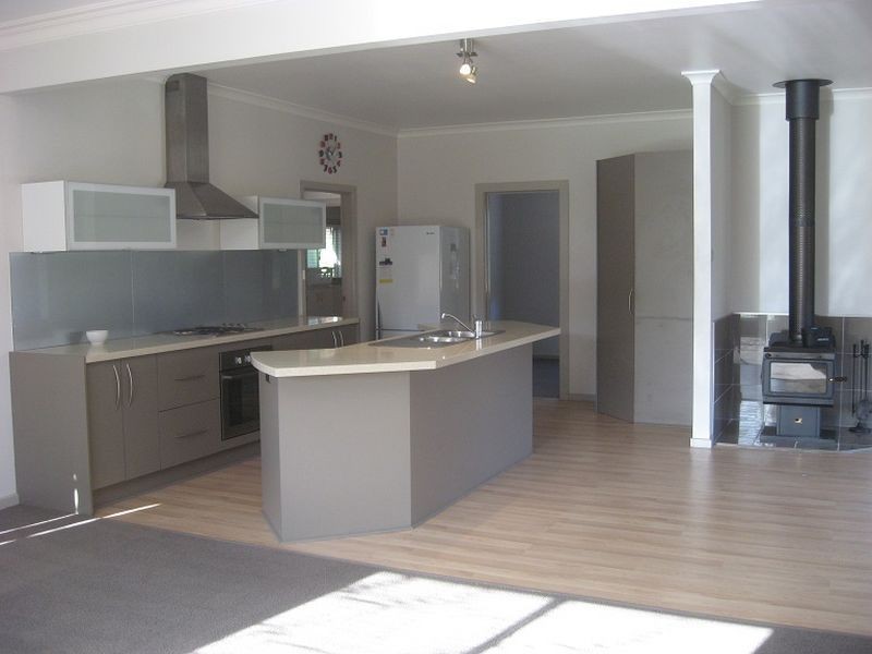 7 Jilwain Avenue, Cabbage Tree Creek VIC 3889