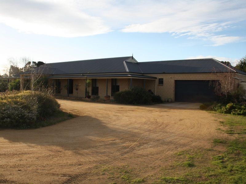 185 Bengworden Road, Bairnsdale VIC 3875