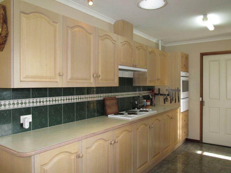 59 Balmoral Crescent, Bairnsdale VIC 3875