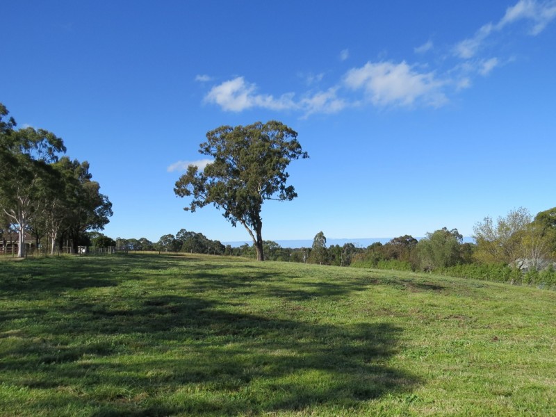 51 McAuleys Road, Wy Yung VIC 3875