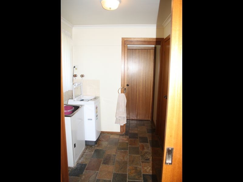 2/91 Moroney Street, Bairnsdale VIC 3875