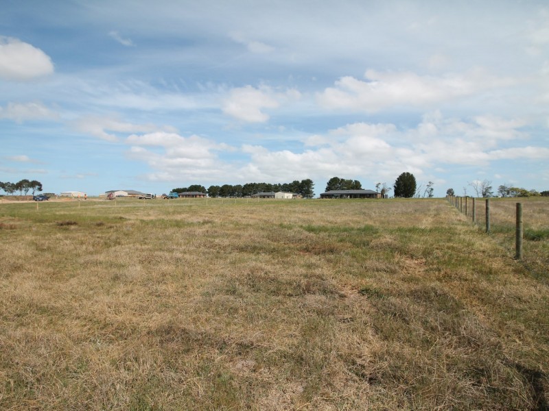 (Lot 24)10 Hawkins Crescent, Lindenow South VIC 3875