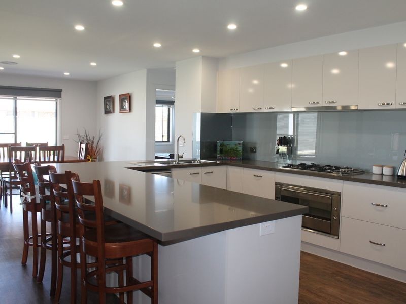 36 Shannon Boulevarde, Bairnsdale VIC 3875