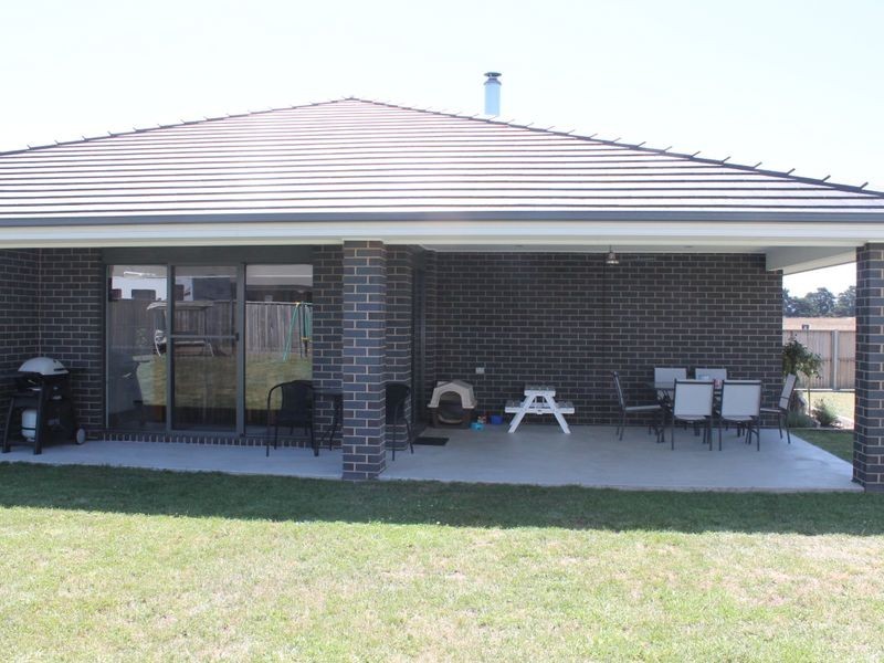 36 Shannon Boulevarde, Bairnsdale VIC 3875