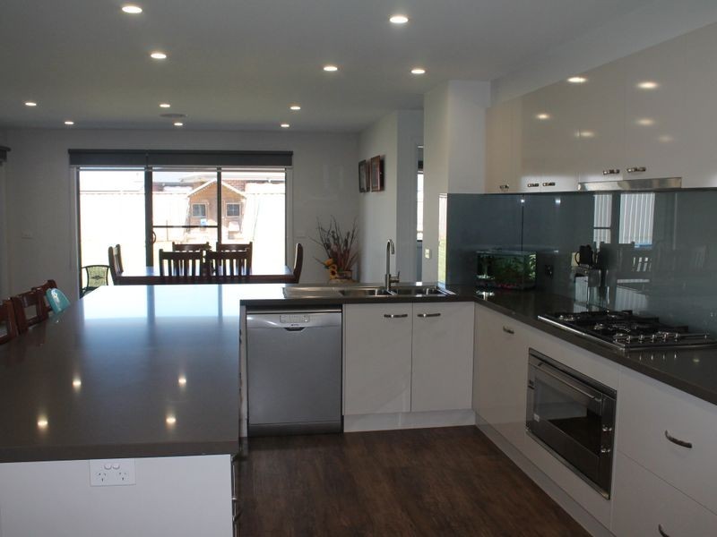36 Shannon Boulevarde, Bairnsdale VIC 3875