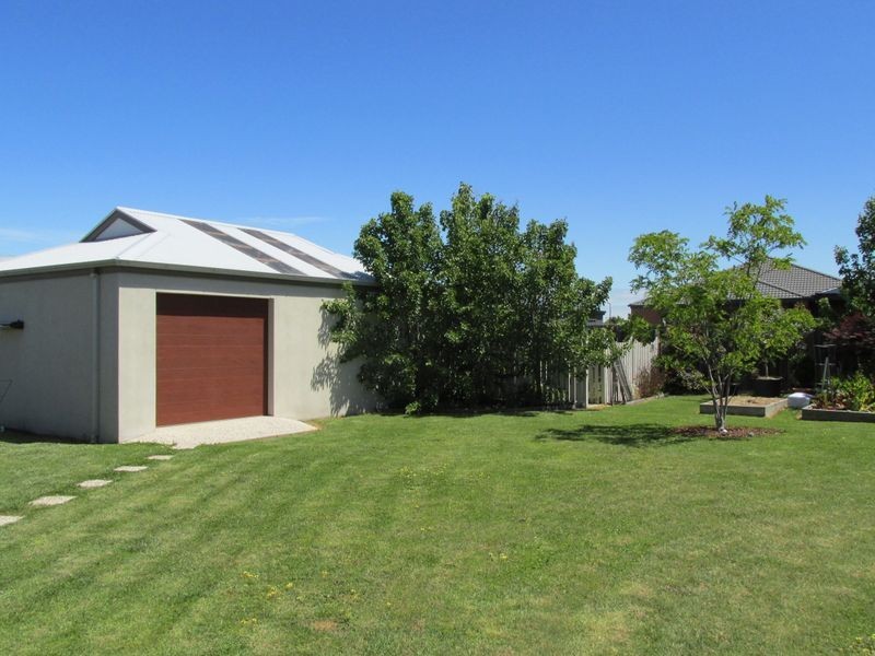 22 Kooralbyn Court, Bairnsdale VIC 3875