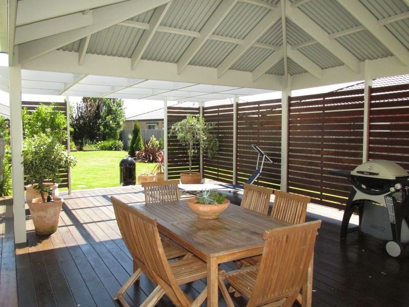 22 Kooralbyn Court, Bairnsdale VIC 3875