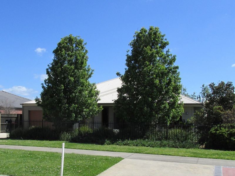 62 Flinns Road, Eastwood VIC 3875