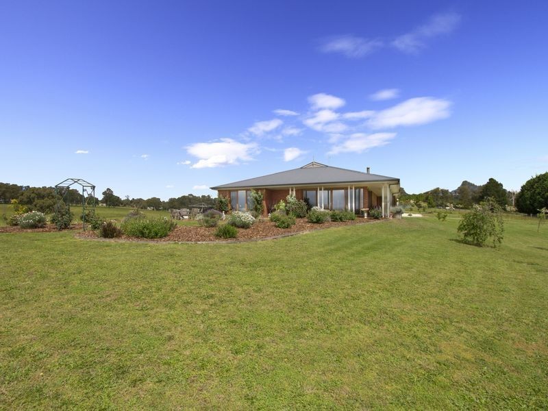 234 Clifton West Road, Bairnsdale VIC 3875
