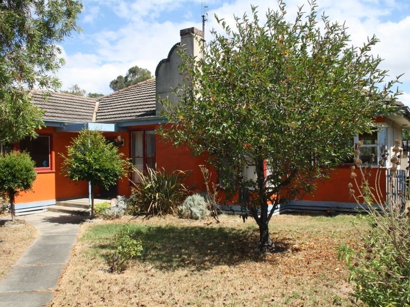 29 Dahlsen Crescent, Bairnsdale VIC 3875