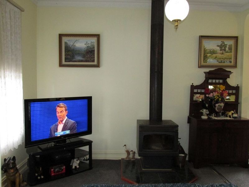 10 Great Alpine Road, Lucknow VIC 3875