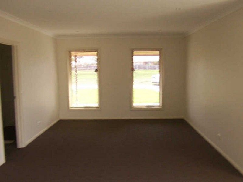 9B Barton Place, Bairnsdale VIC 3875