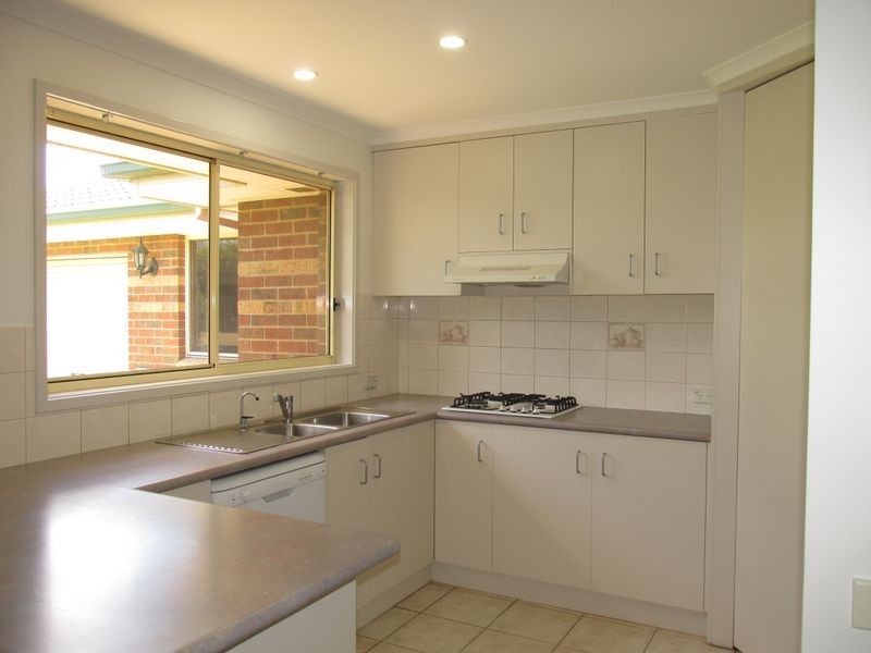 25 Charlton Place, Bairnsdale VIC 3875