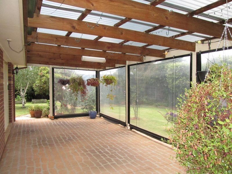 25 Charlton Place, Bairnsdale VIC 3875