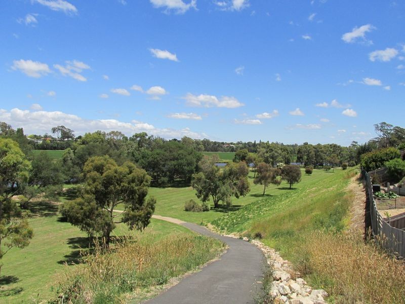 25 Charlton Place, Bairnsdale VIC 3875